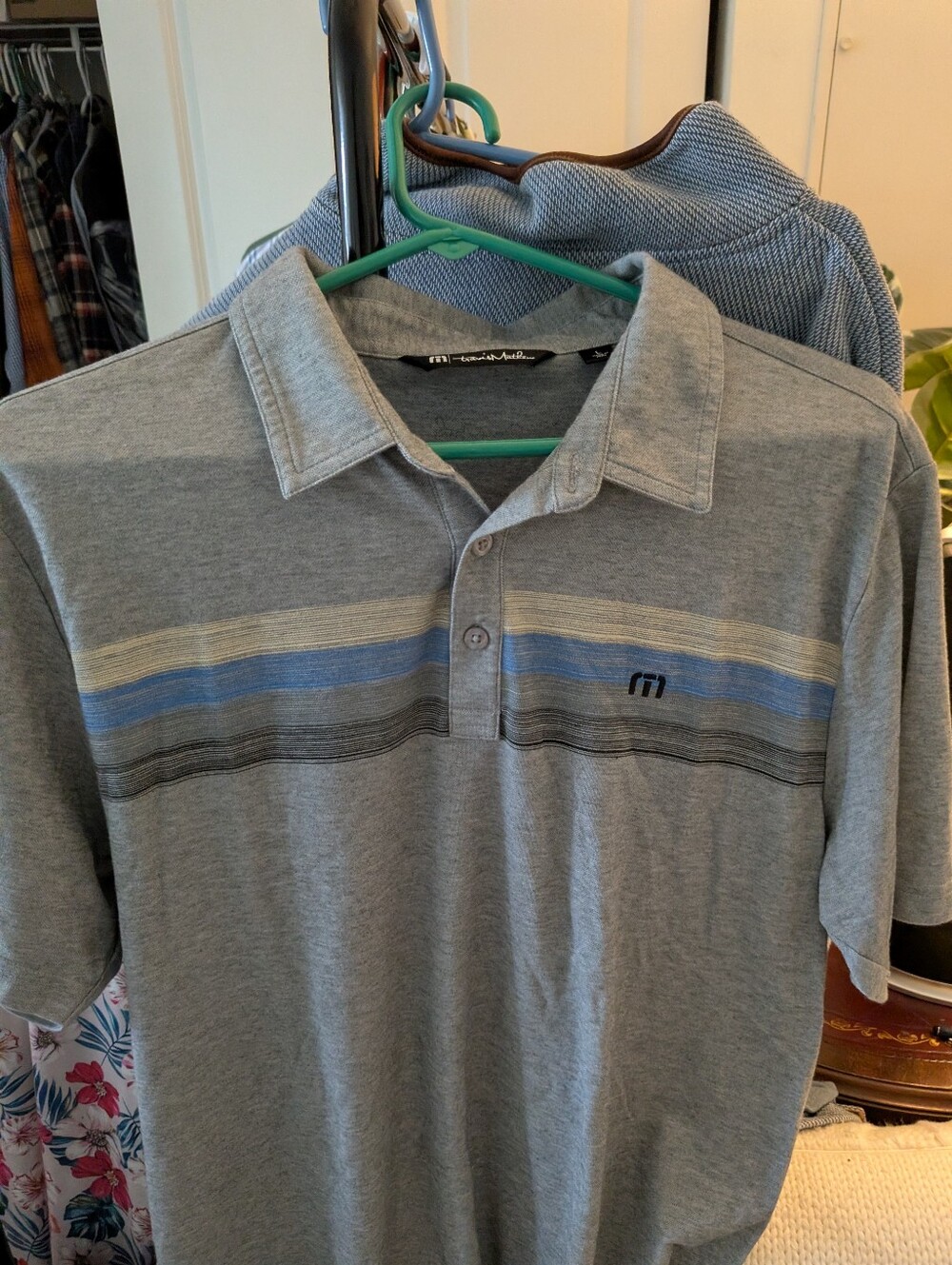 TravisMathew Men's Gray Striped Golf Polo Shirt Size Large Performance Casual